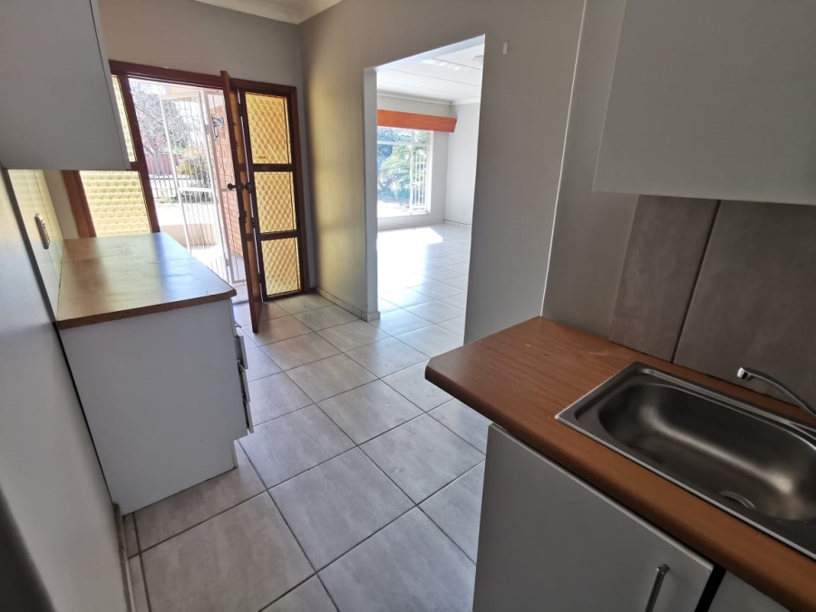 To Let 1 Bedroom Property for Rent in Potchefstroom South North West